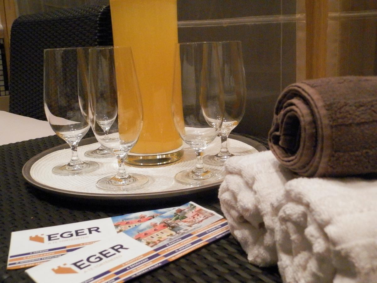 Nagyret Panzio Eger Bed and Breakfast Exteriör bild